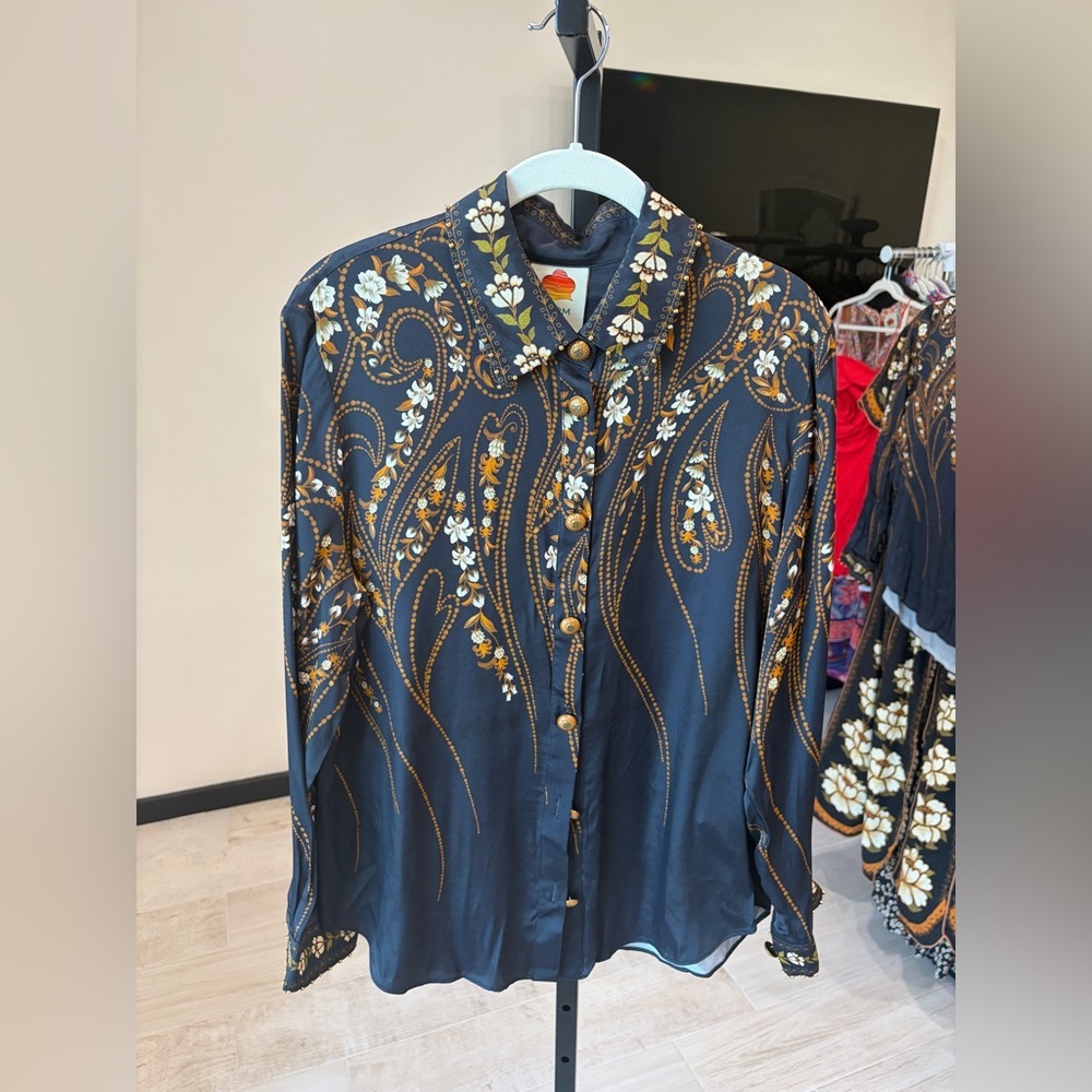 Farm Rio: Black Garden Printed Buttons Viscose Shirt - Picture 13 of 16